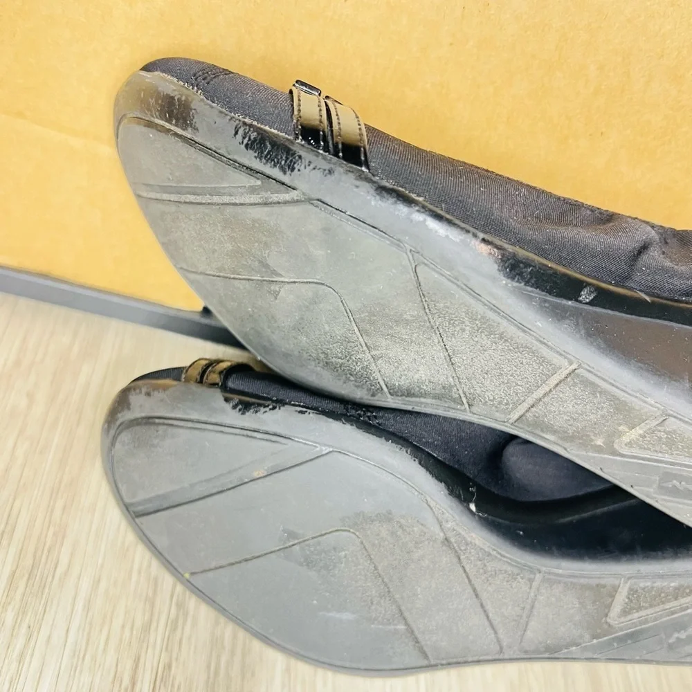 Anne Klein sport patent toe black wedges size 7M